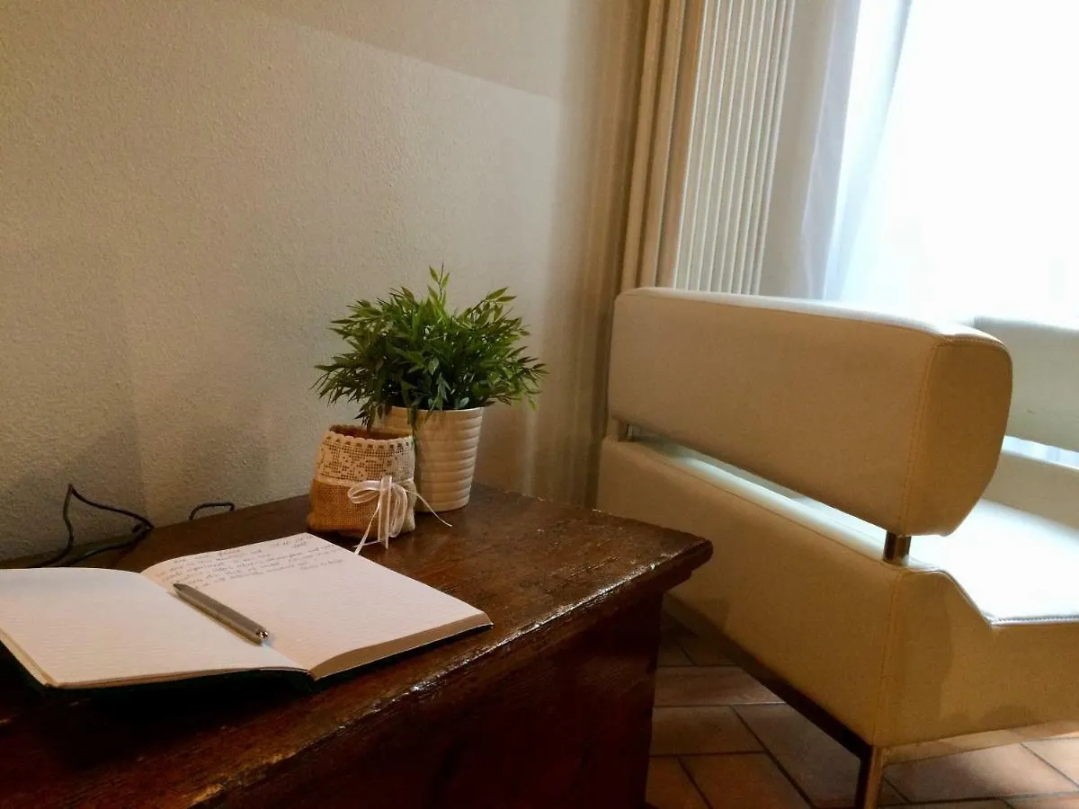 I Balconcini Apartment Bergamo 0*,  Italy